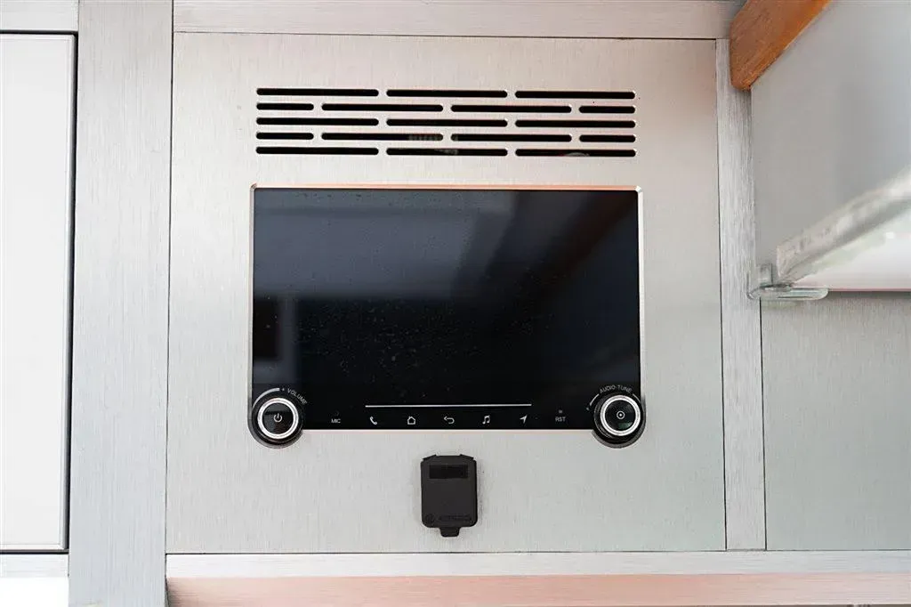 2021 MAXUS V80 RV 2.0T 139HP L4 6AMT,autocango,china used car exporter,china ev exporter,chinese used car exporter,chinese used ev exporter