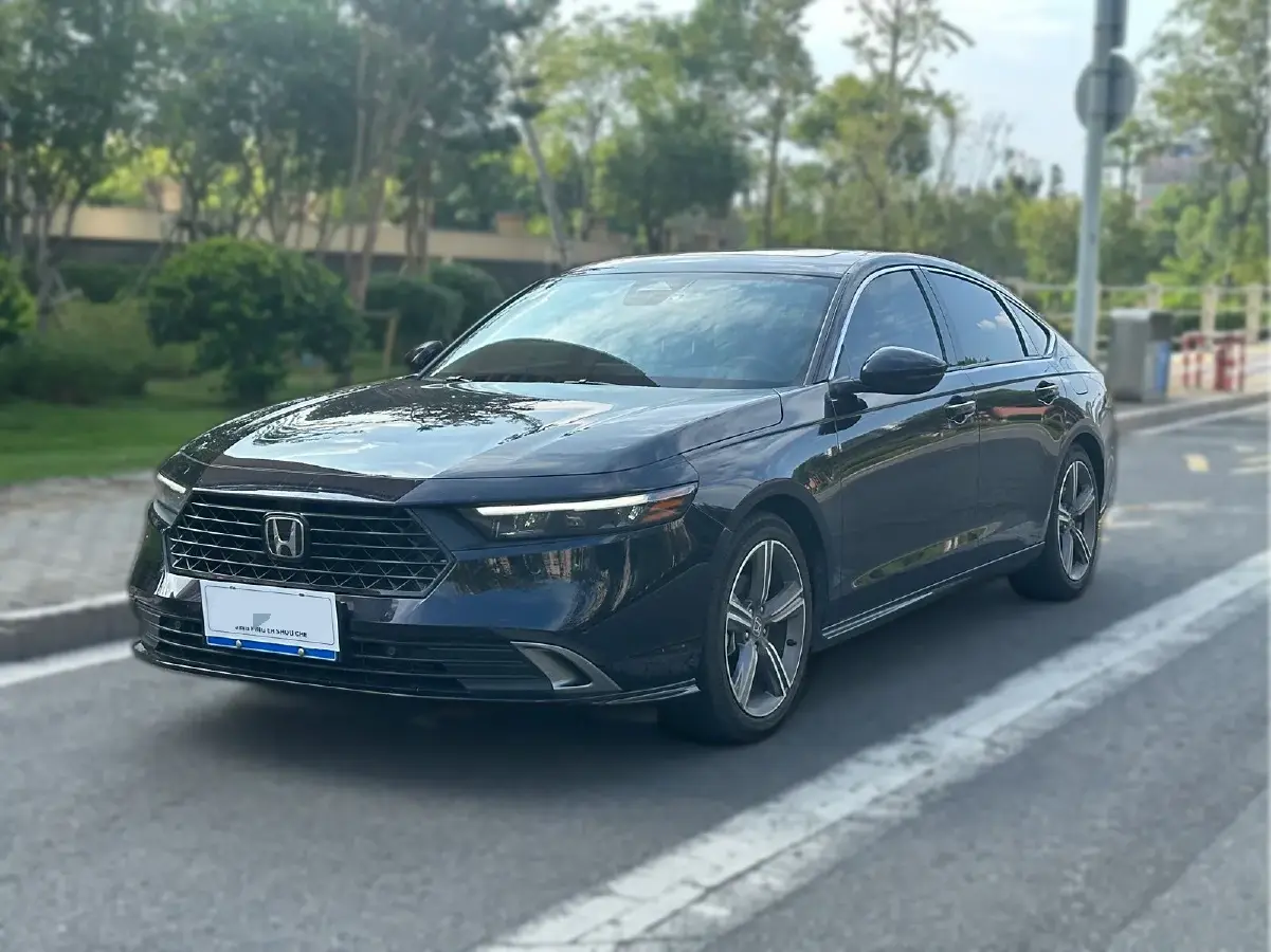 2024 Honda Accord 1.5T 192HP L4 CVT