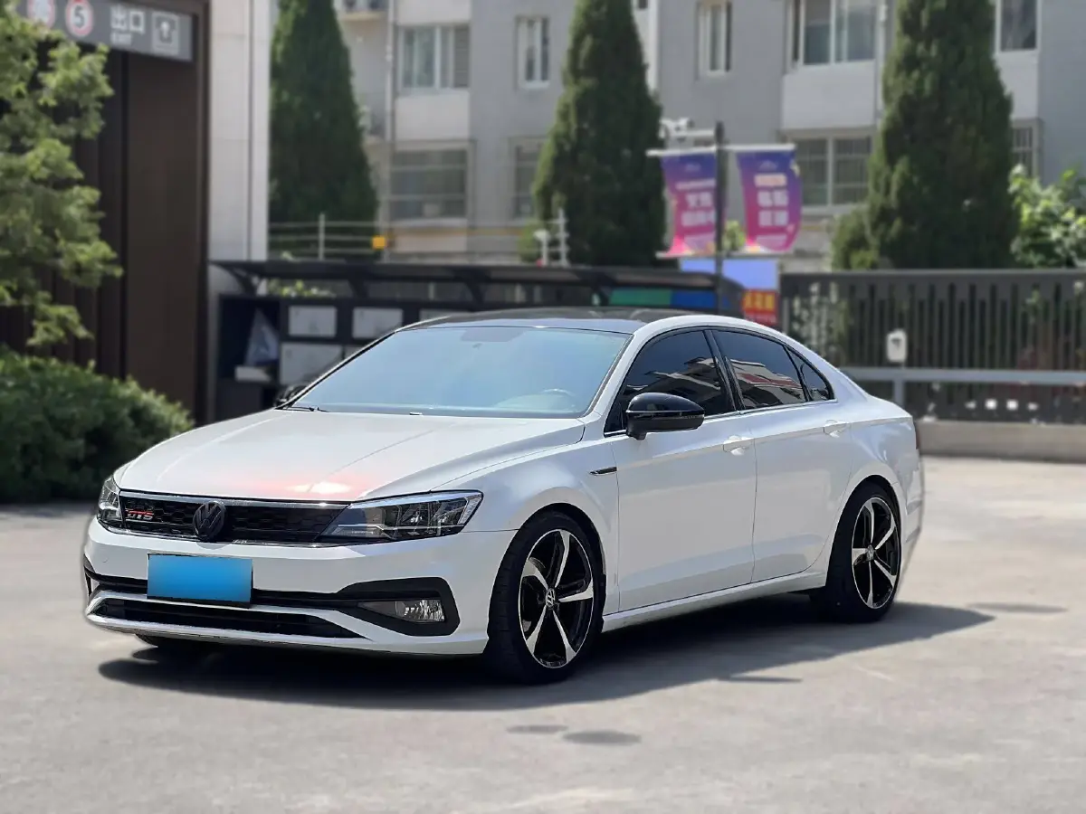 2019 Volkswagen Lamando 1.4T 131HP L4 7DCT