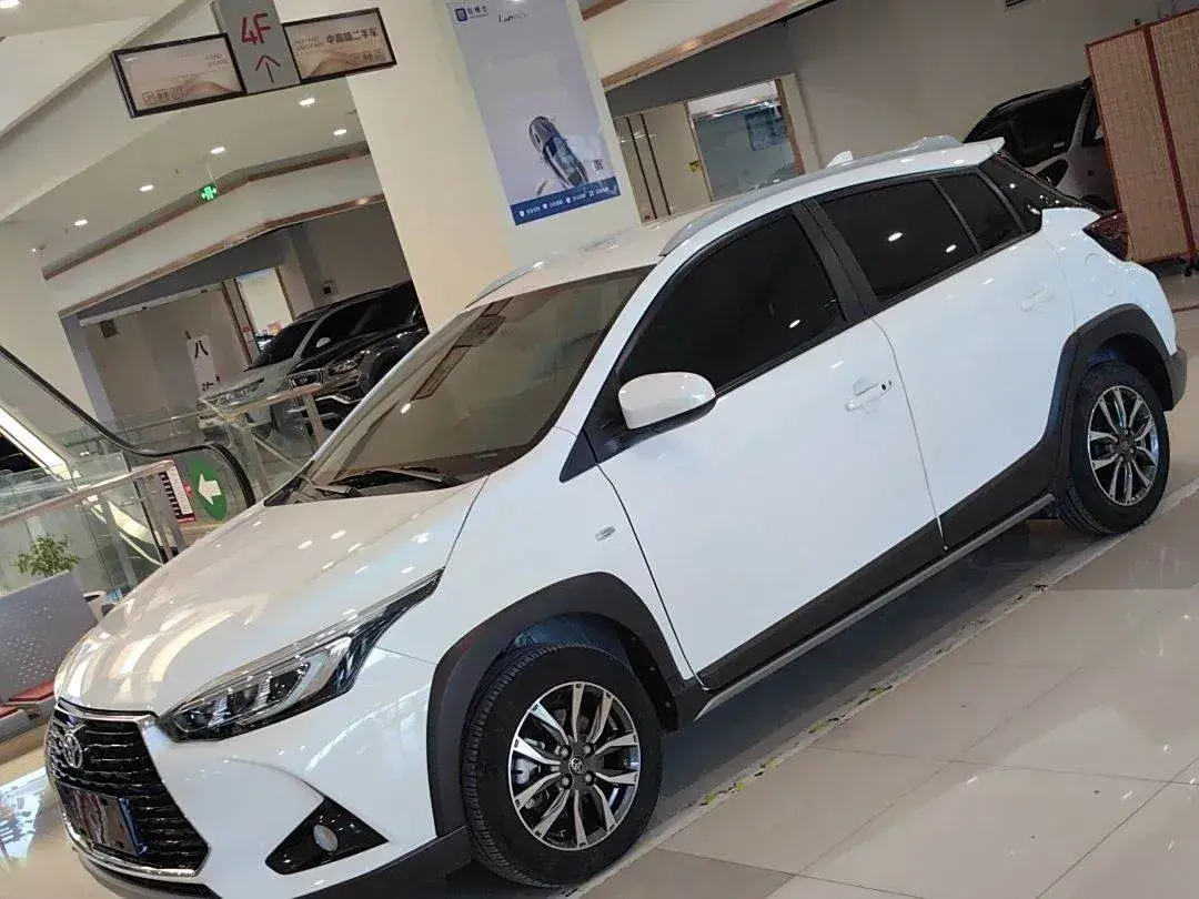 2022 Toyota Yaris L 1.5L 112HP L4 CVT