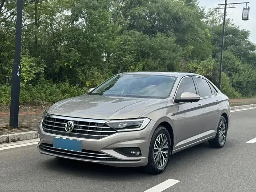 2020 Volkswagen Sagitar 1.4T 150HP L4 7DCT