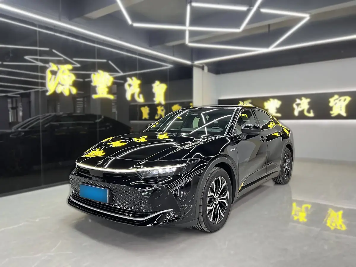 2023 Toyota CrownSportCross 2.5L 185HP L4 E-CVT Hybrid