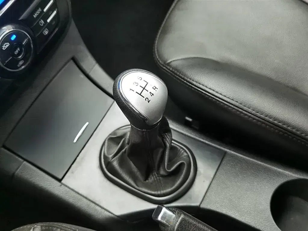 2012 JAC HeYue 1.5L 113HP L4 5MT,autocango,china used car exporter,china ev exporter,chinese used car exporter,chinese used ev exporter