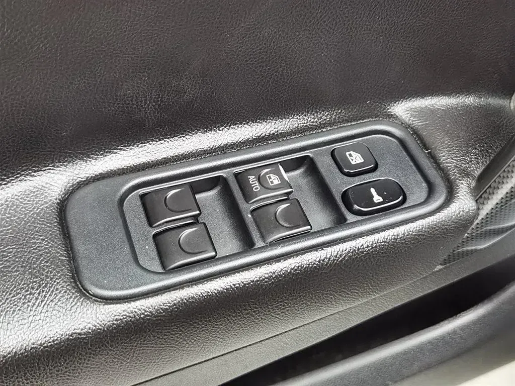 2012 JAC HeYue 1.5L 113HP L4 5MT,autocango,china used car exporter,china ev exporter,chinese used car exporter,chinese used ev exporter