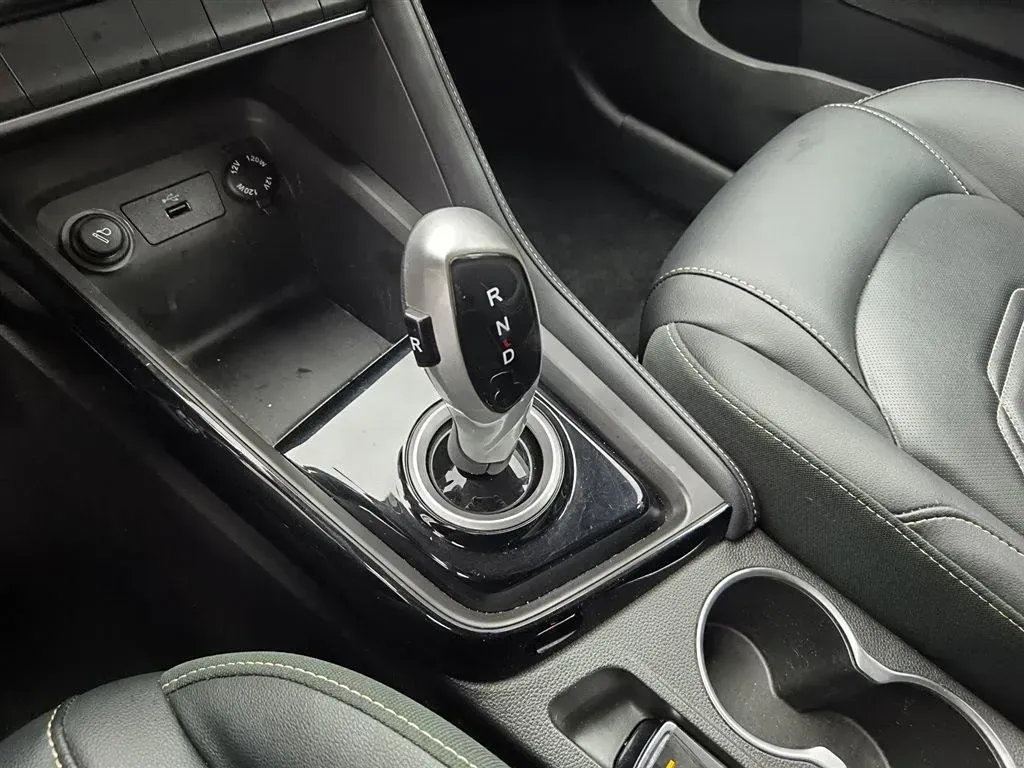 2019 JAC iEVS4 BEV 61KWH,autocango,china used car exporter,china ev exporter,chinese used car exporter,chinese used ev exporter