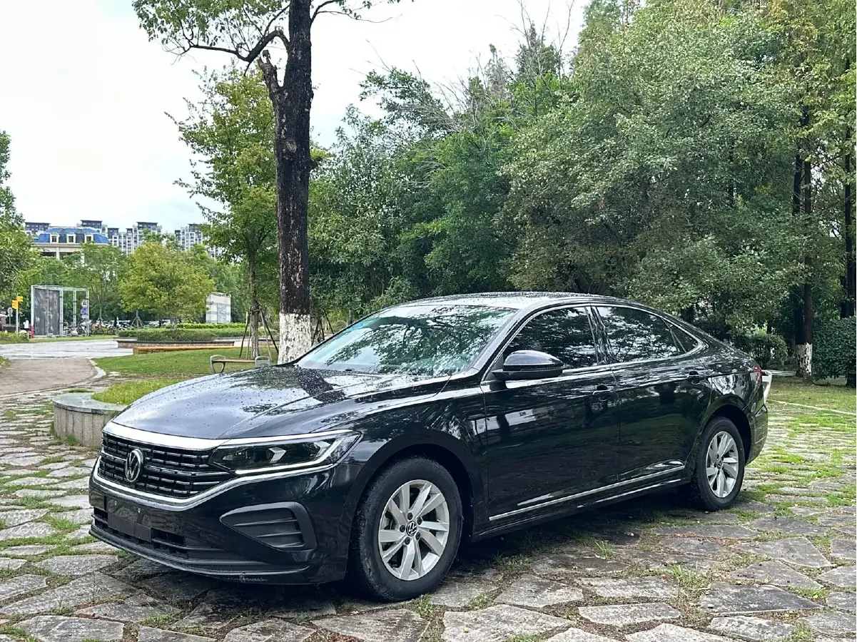 2022 Volkswagen Passat 1.4T 150HP L4 7DCT