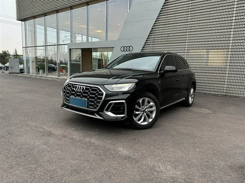 2021 Audi Q5L 2.0T 190HP L4 7DCT