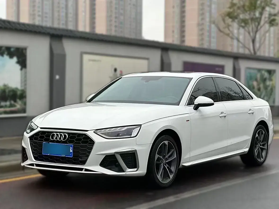 2020 Audi A4L 2.0T 190HP L4 7DCT