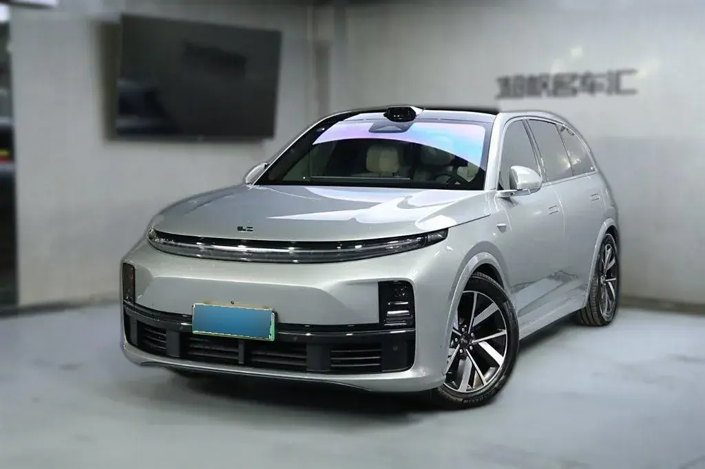 2023 Li L7 Range Extended 154HP REEV 40.9KWH