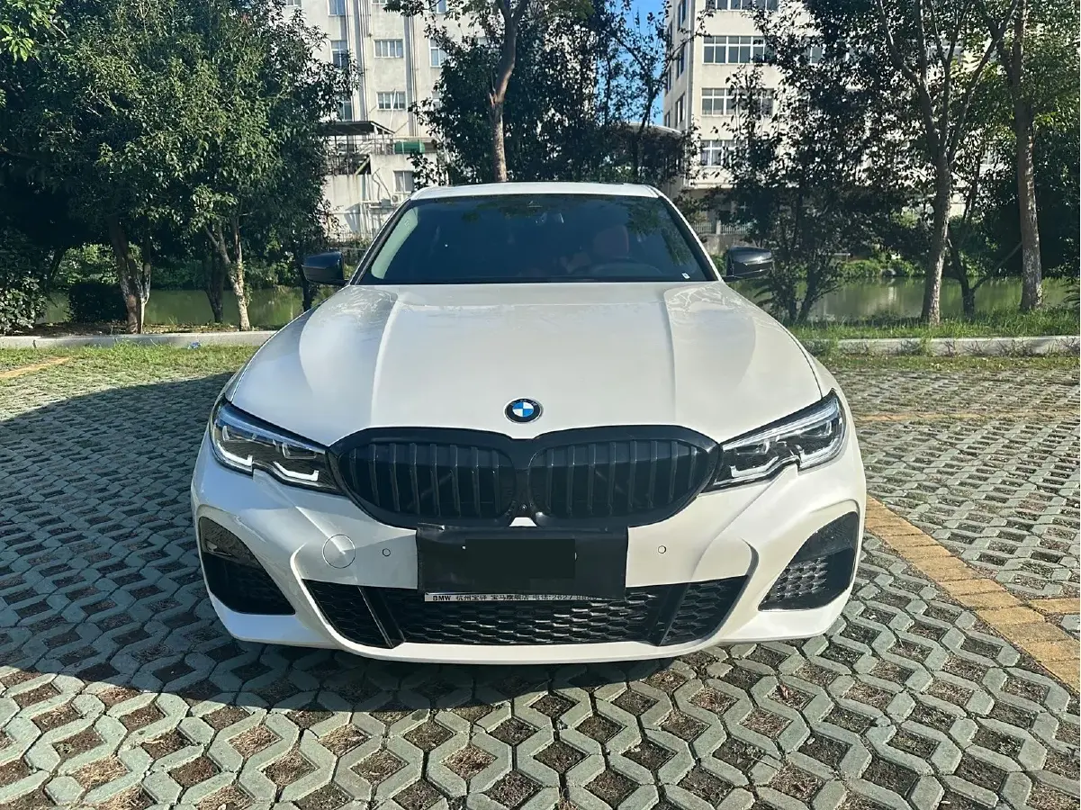 2021 BMW 3 Series 2.0T 184HP L4 8AT