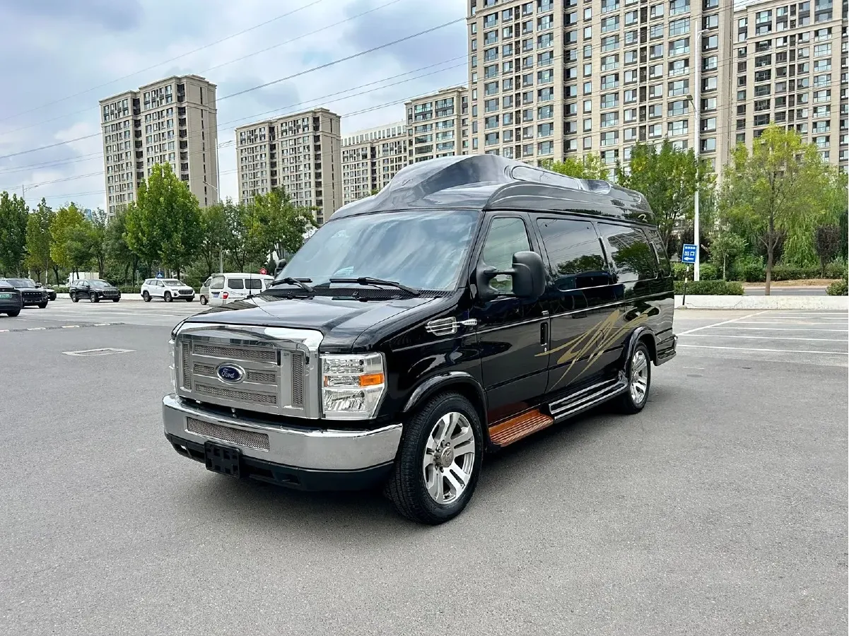 2011 Ford E350 5.4L 258HP V8 5AT,autocango,china used car exporter,china ev exporter,chinese used car exporter,chinese used ev exporter