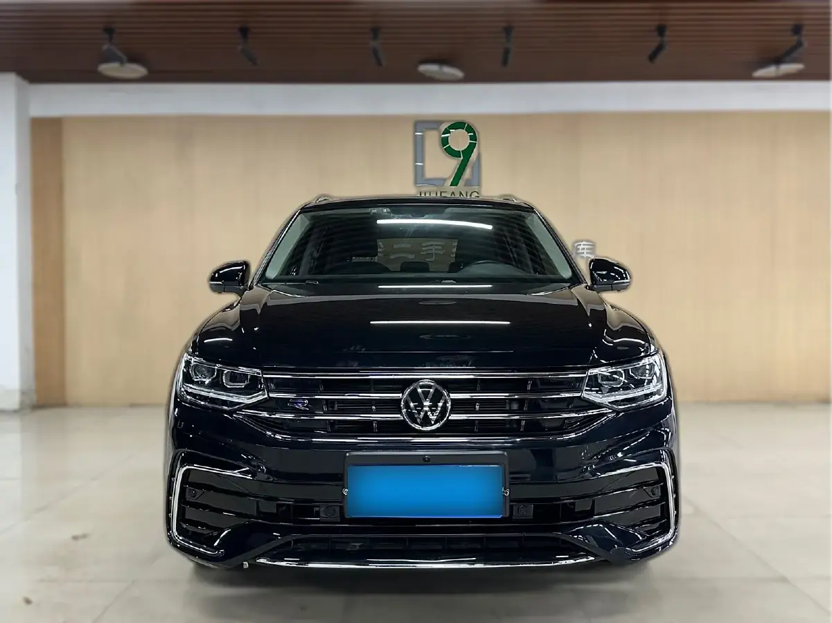 2022 Volkswagen Tiguan L 2.0T 186HP L4 7DCT