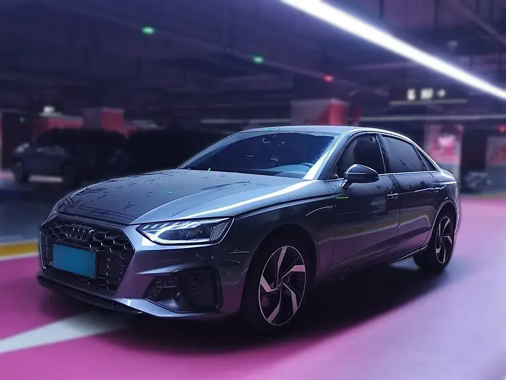 2023 Audi A4L 2.0T 190HP L4 7DCT