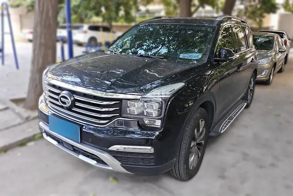 2017 GAC Trumpchi GS8 2.0T 201HP L4 6AT