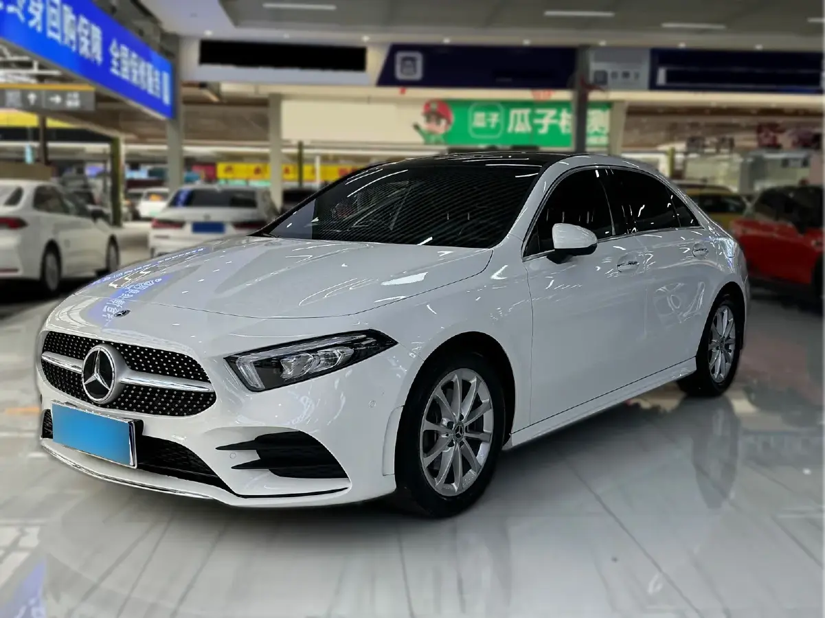 2022 Mercedes-Benz A Class 1.3T 163HP L4 7DCT