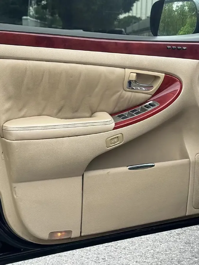 2007 HongQi ShengShi 3.0L 231HP V6 6AT,autocango,china used car exporter,china ev exporter,chinese used car exporter,chinese used ev exporter