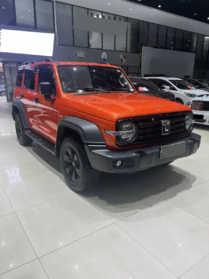 2021 Tank 300 2.0T 227HP L4 8AT