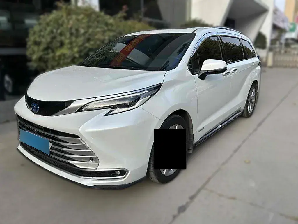 2021 Toyota Sienna 2.5L 192HP L4 E-CVT Hybrid