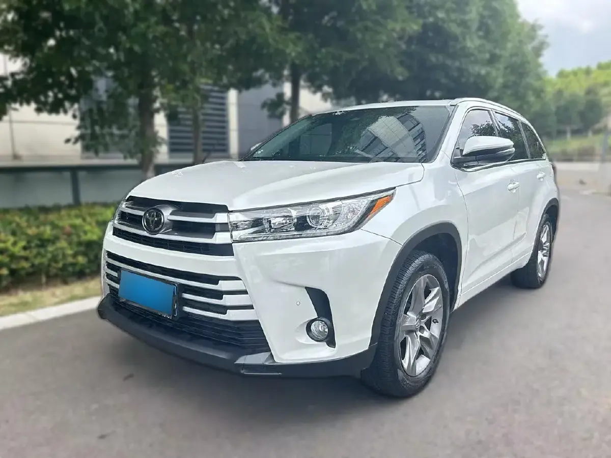 2021 Toyota Highlander 2.0T 220HP L4 6AT