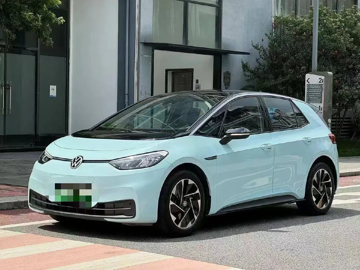 2023 Volkswagen ID.3 BEV 52.8KWH