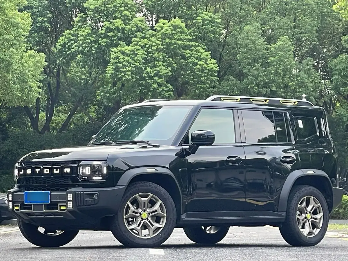 2023 Jetour Traveller 2.0T 254HP L4 7DCT