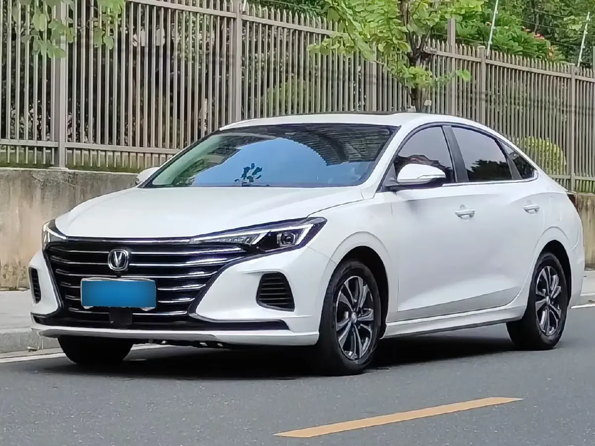 2022 ChangAn Eado 1.6L 128HP L4 CVT