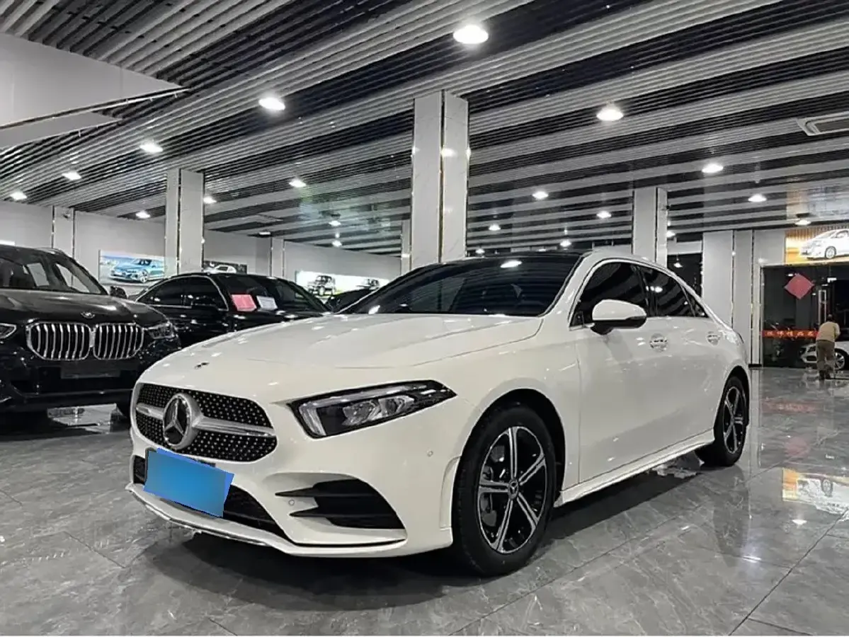 2023 Mercedes-Benz A Class 1.3T 163HP L4 7DCT