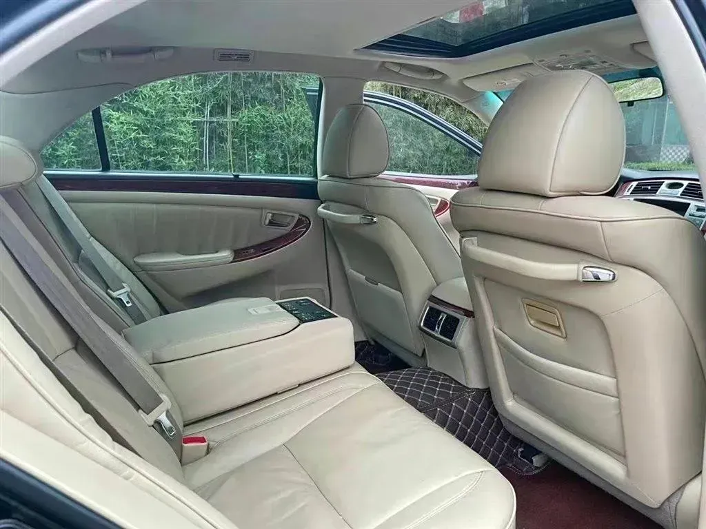 2009 HongQi ShengShi 3.0L 231HP V6 6AT,autocango,china used car exporter,china ev exporter,chinese used car exporter,chinese used ev exporter