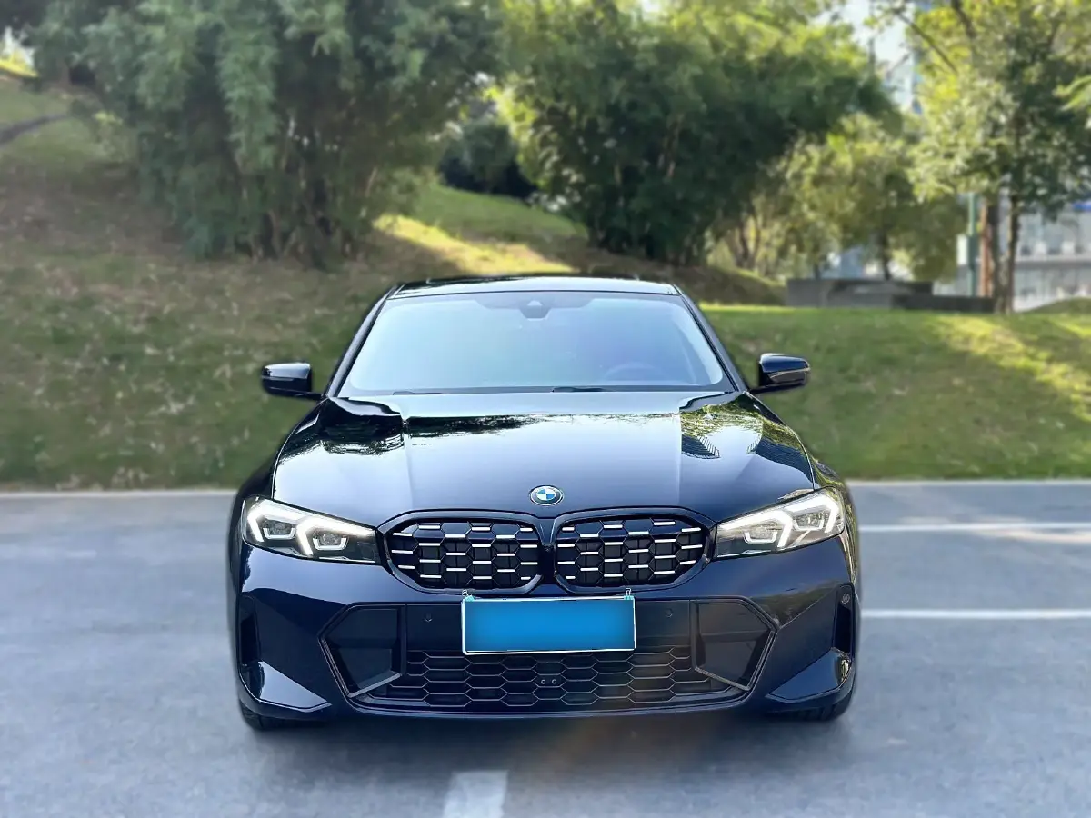 2023 BMW 3 Series 2.0T 184HP L4 8AT