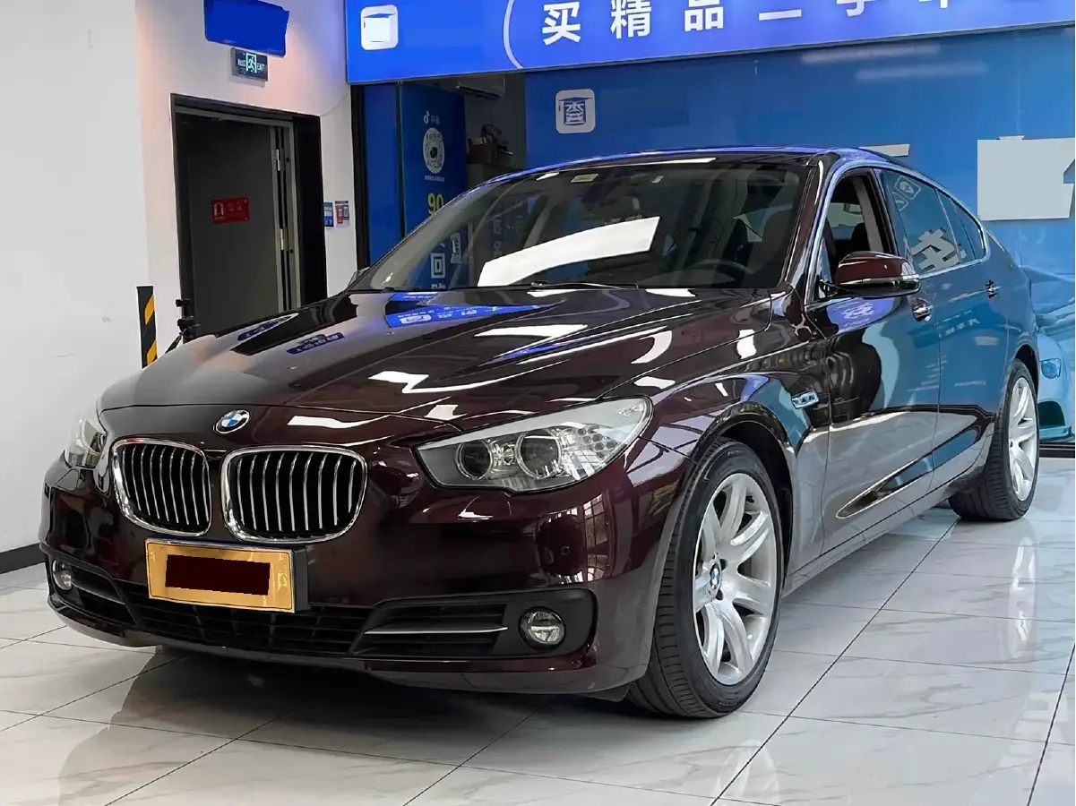 2015 BMW 5 Series GT 2.0T 245HP L4 8AT