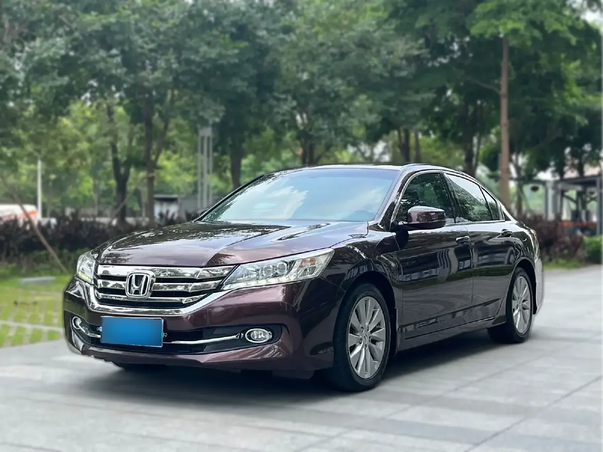 2015 Honda Accord 2.4L 186HP L4 CVT