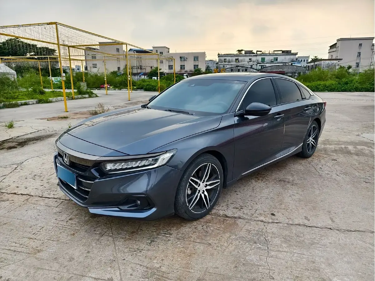 2022 Honda Accord 1.5T 194HP L4 CVT