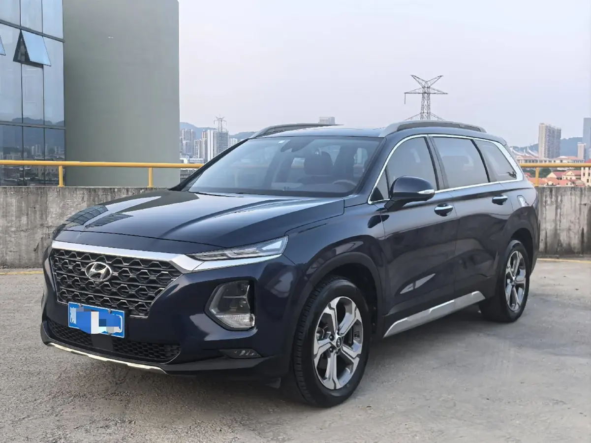 2019 Hyundai Santafe 2.0T 240HP L4 8AT