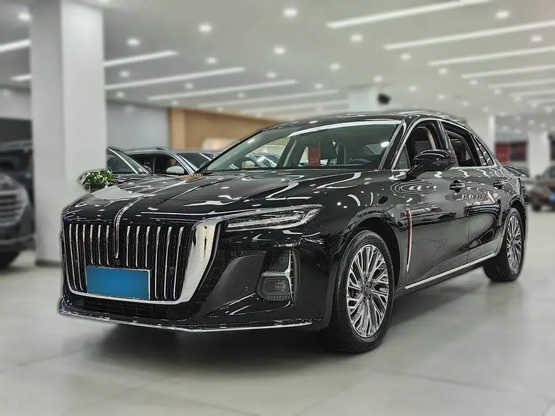 2023 HongQi H5 2.0T 224HP L4 8AT