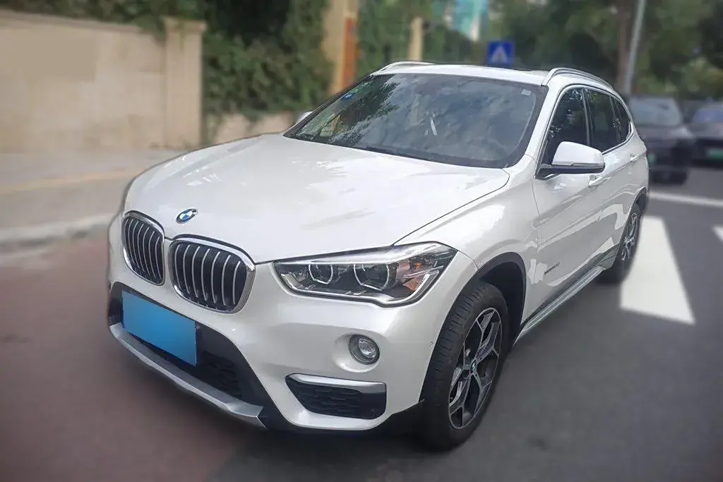 2016 BMW X1 2.0T 192HP L4 8AT
