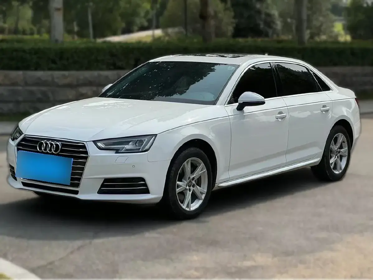 2018 Audi A4L 2.0T 190HP L4 7DCT