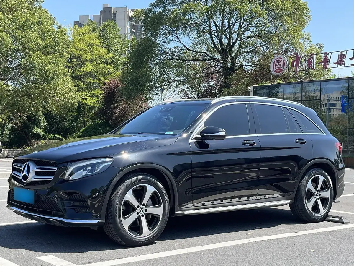 2018 Mercedes-Benz GLC Class 2.0T 211HP L4 9AT
