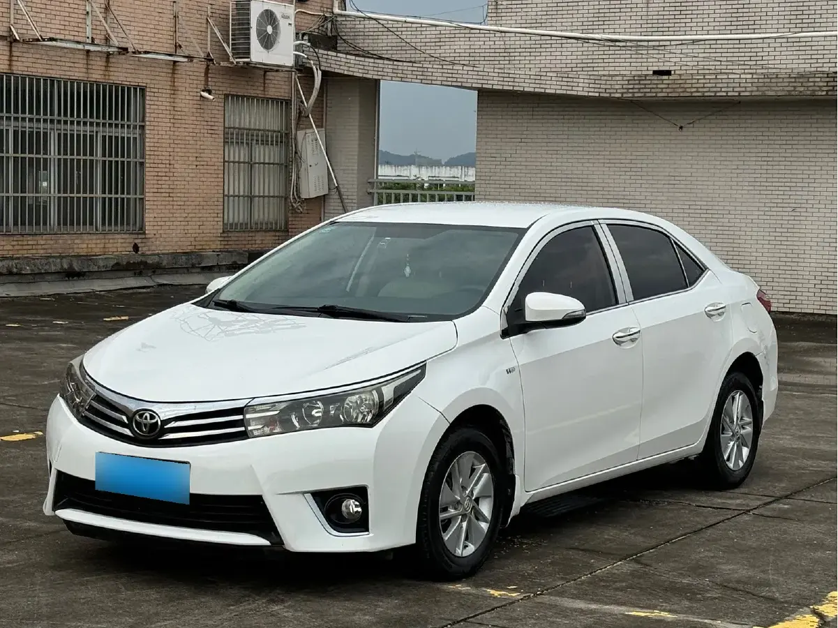 2014 Toyota Corolla 1.6L 122HP L4 CVT