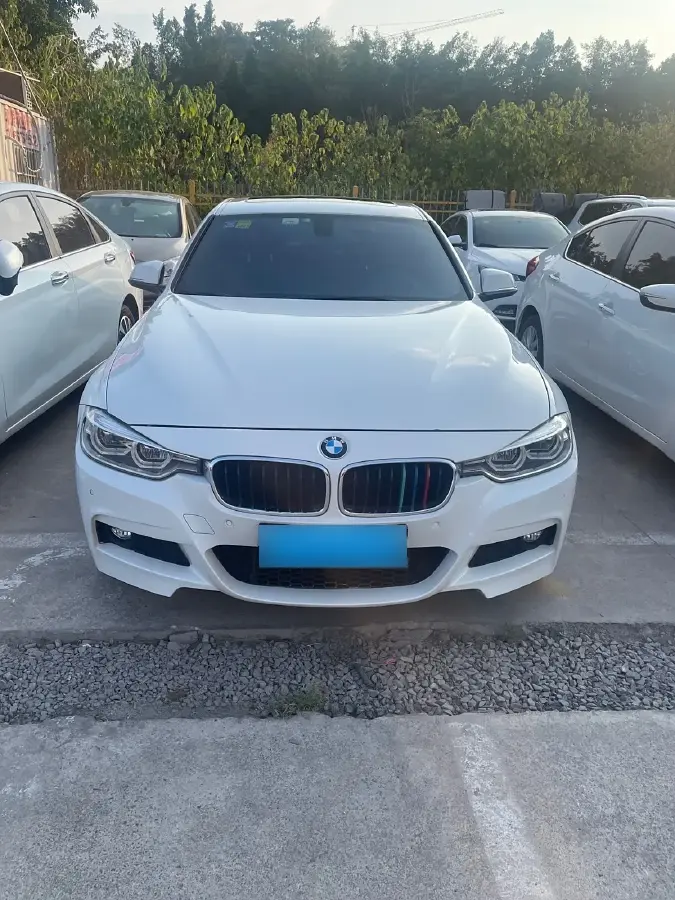 2017 BMW 3 Series 2.0T 184HP L4 8AT