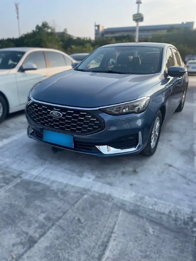 2021 Ford Escort 1.5L 122HP L3 6AT