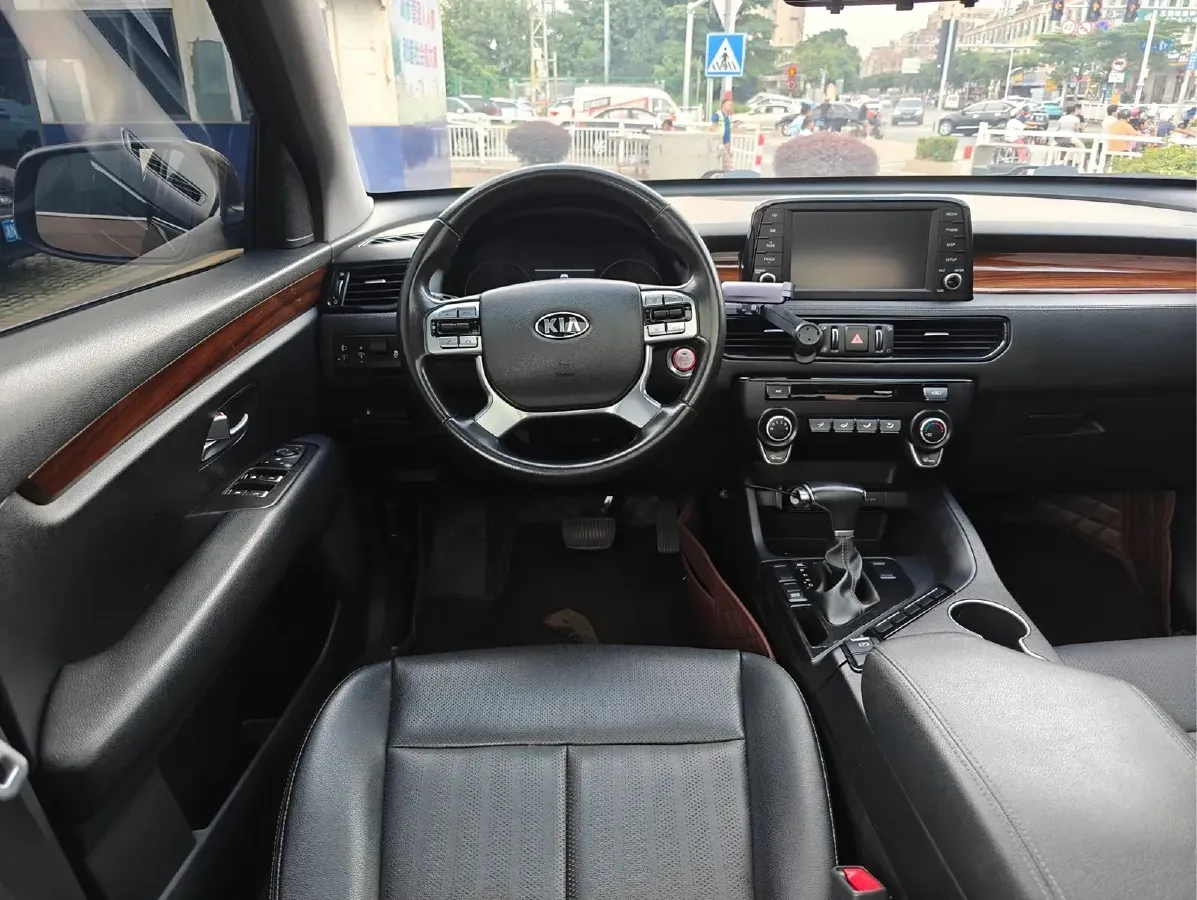 2017 Kia KX7 2.4L 188HP L4 6AT,autocango,china used car exporter,china ev exporter,chinese used car exporter,chinese used ev exporter