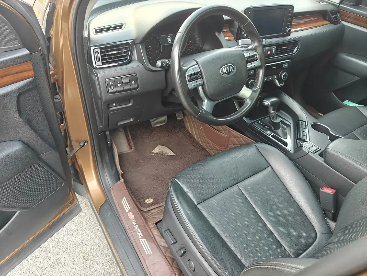 2017 Kia KX7 2.4L 188HP L4 6AT,autocango,china used car exporter,china ev exporter,chinese used car exporter,chinese used ev exporter