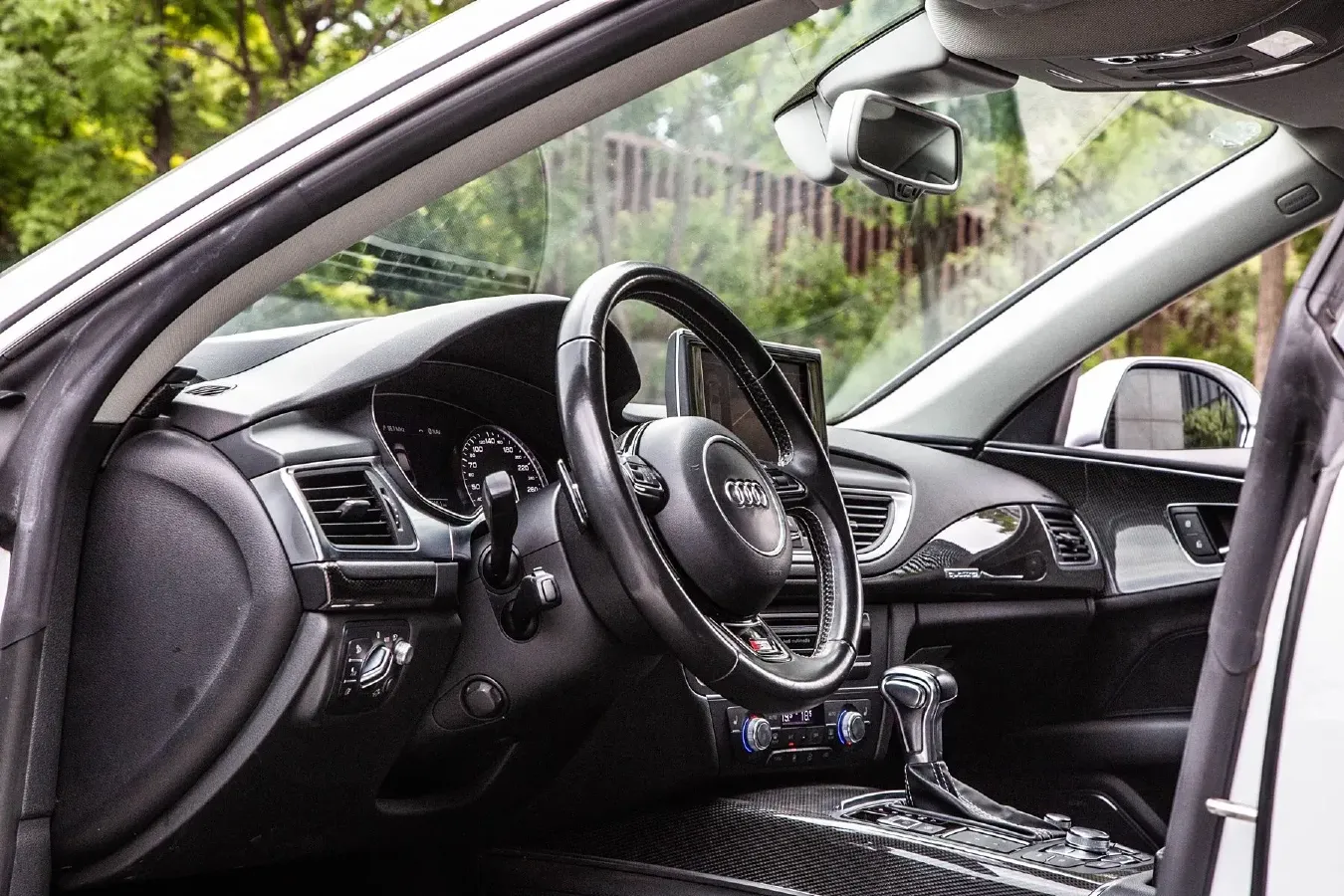 2013 Audi S7 4.0T 420HP V8 7DCT,autocango,china used car exporter,china ev exporter,chinese used car exporter,chinese used ev exporter