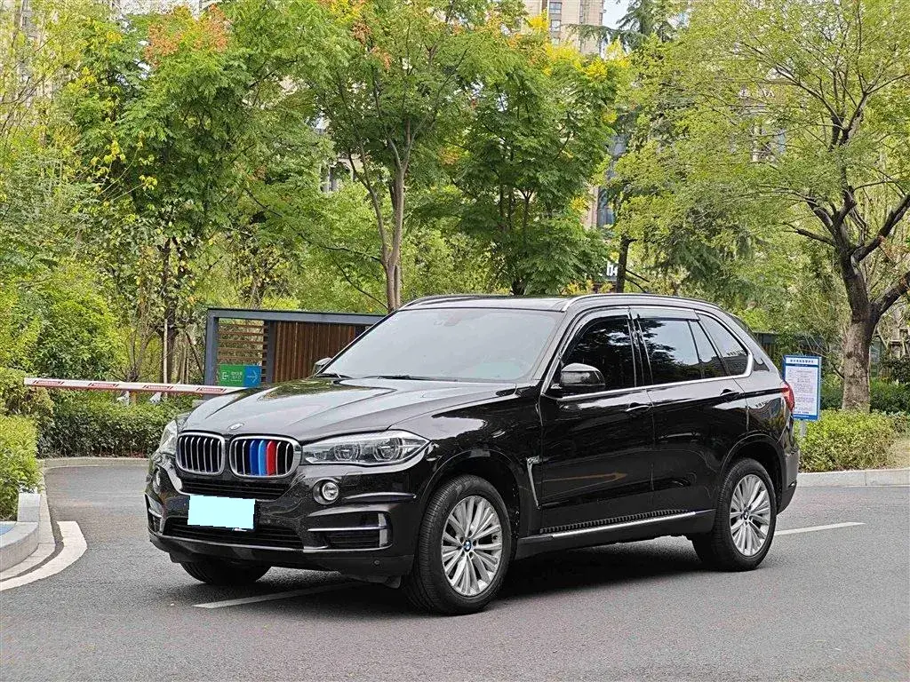 2017 BMW X5 2.0T 245HP L4 8AT