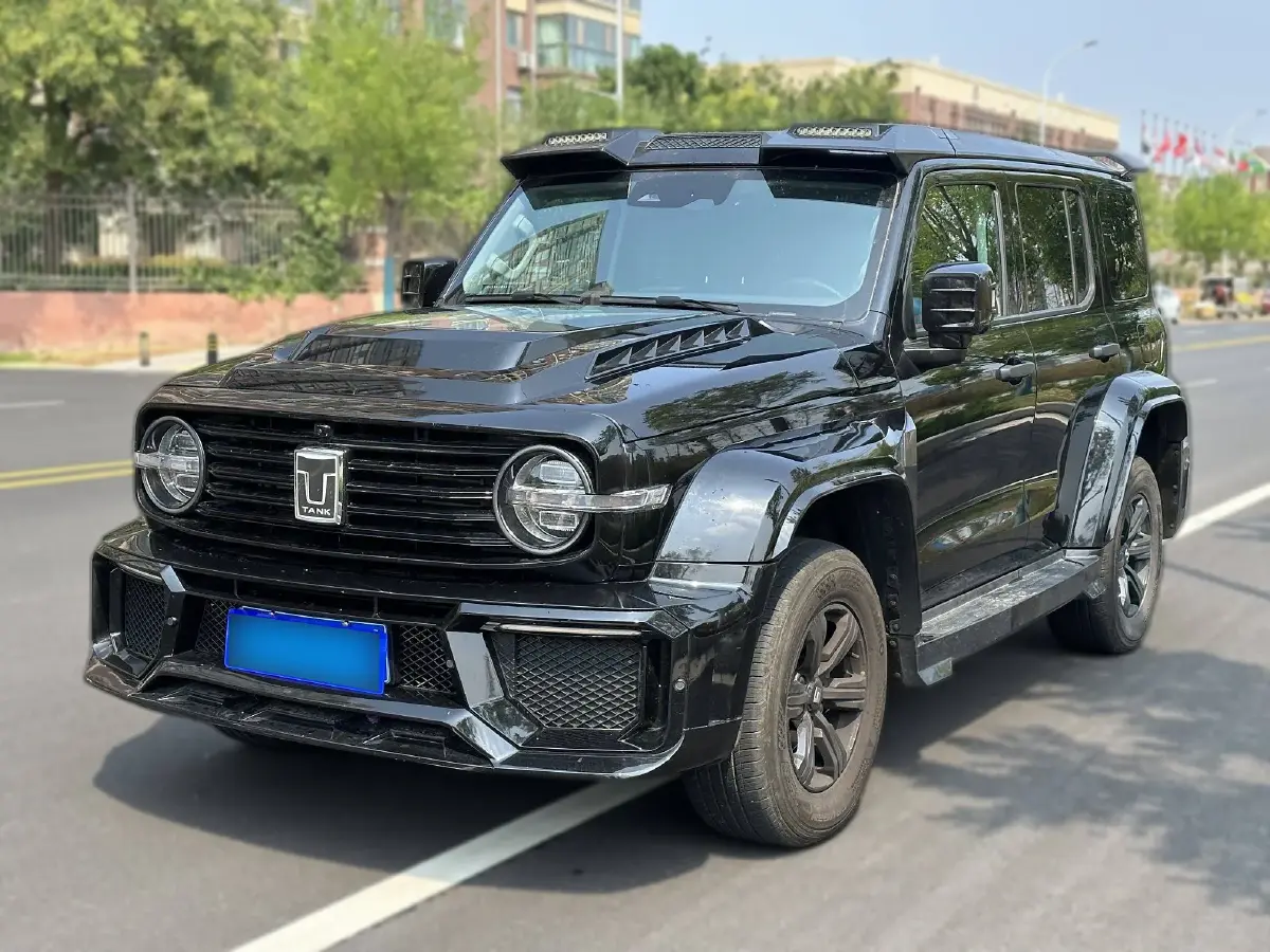 2023 Tank 300 2.0T 227HP L4 8AT