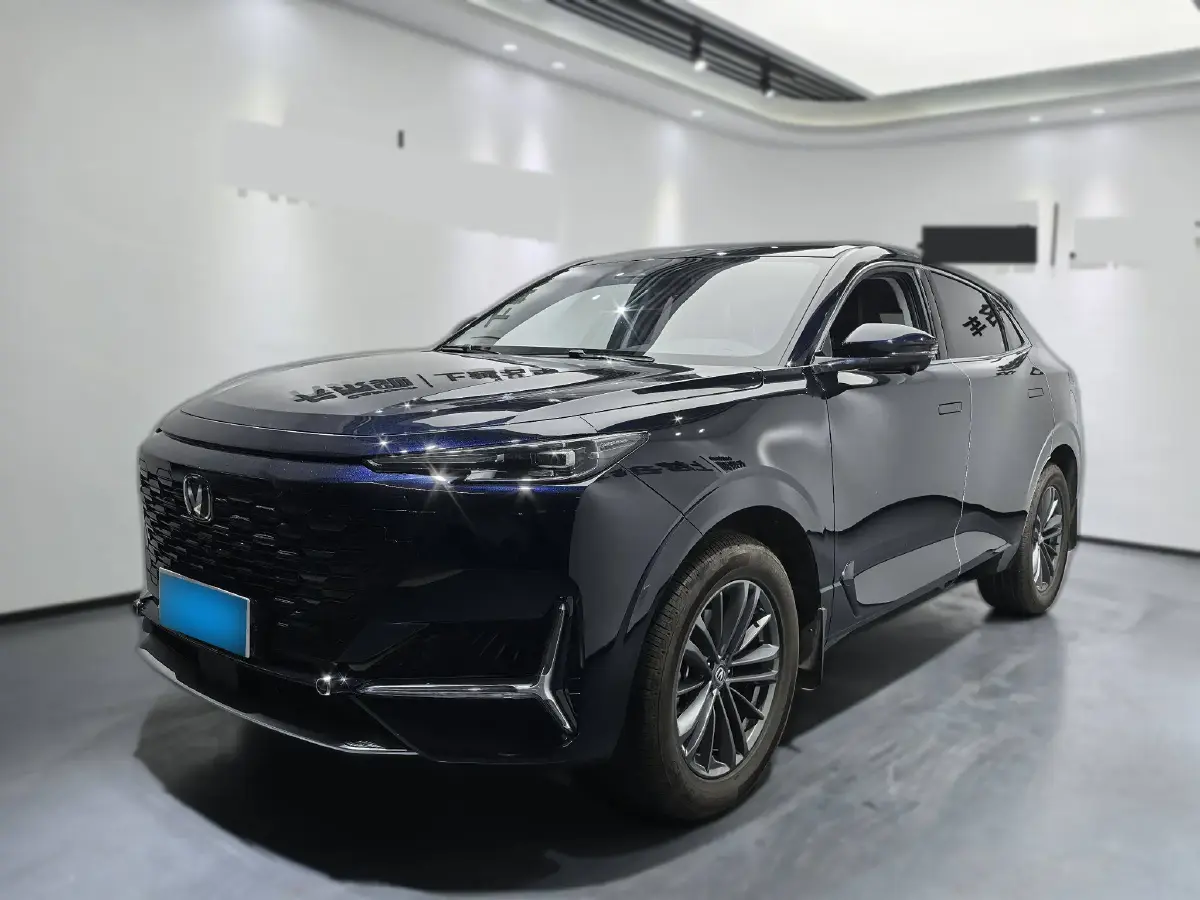 2023 ChangAn UNI-K 2.0T 233HP L4 8AT
