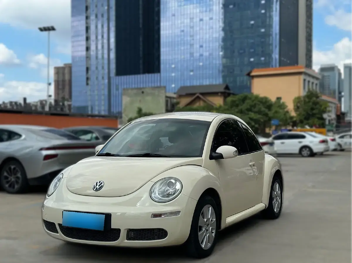 2010 Volkswagen Beetle 1.6L 102HP L4 6AT