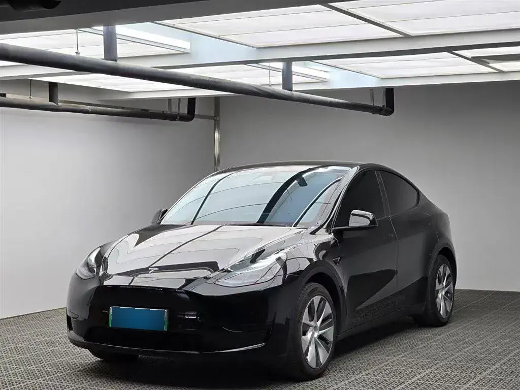 2022 Tesla Model Y BEV 60KWH