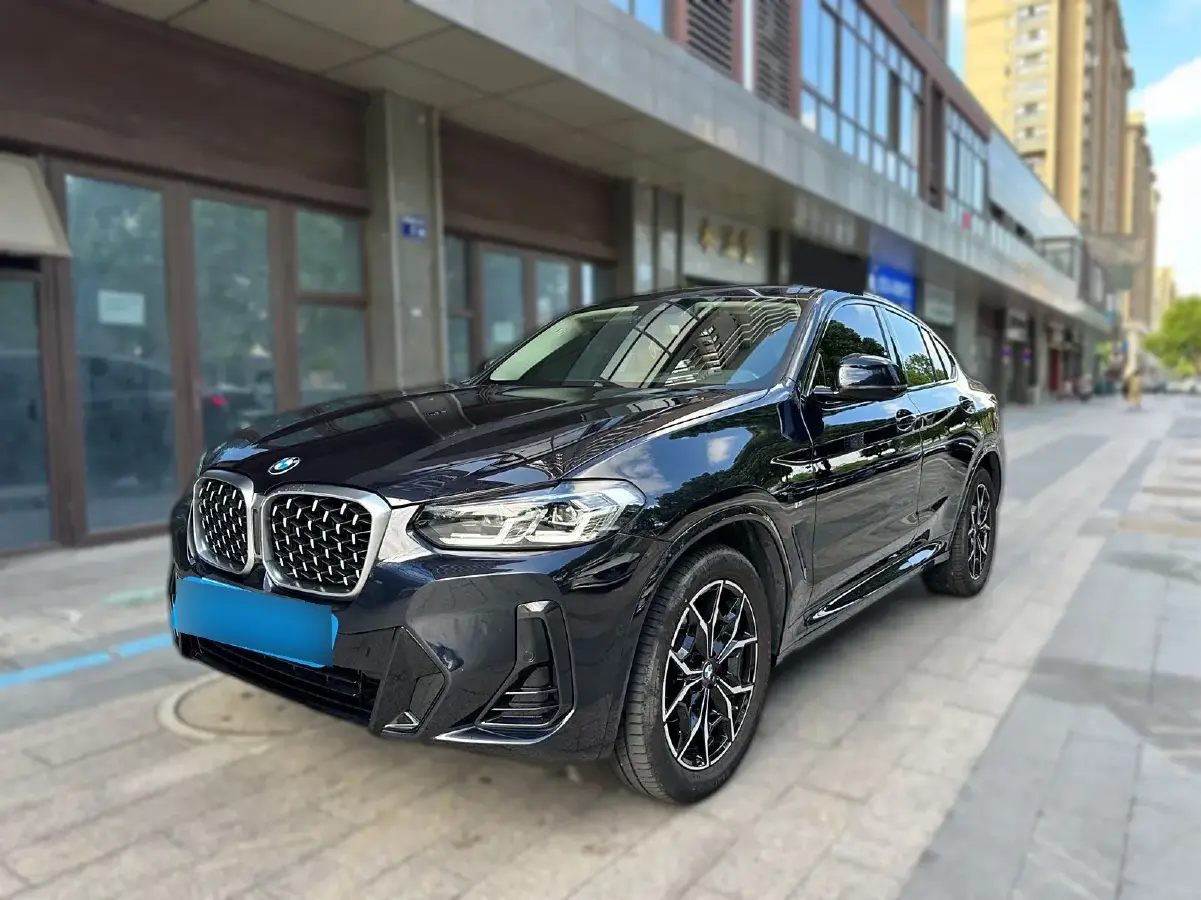 2022 BMW X4 2.0T 184HP L4 8AT