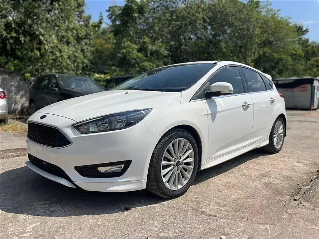 2017 Ford Focus 1.5T 181HP L4 6AT
